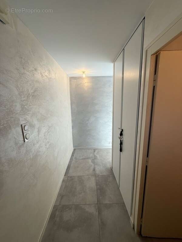 Appartement T2 à vendre VETRAZ MONTHOUX (74) - photo 8