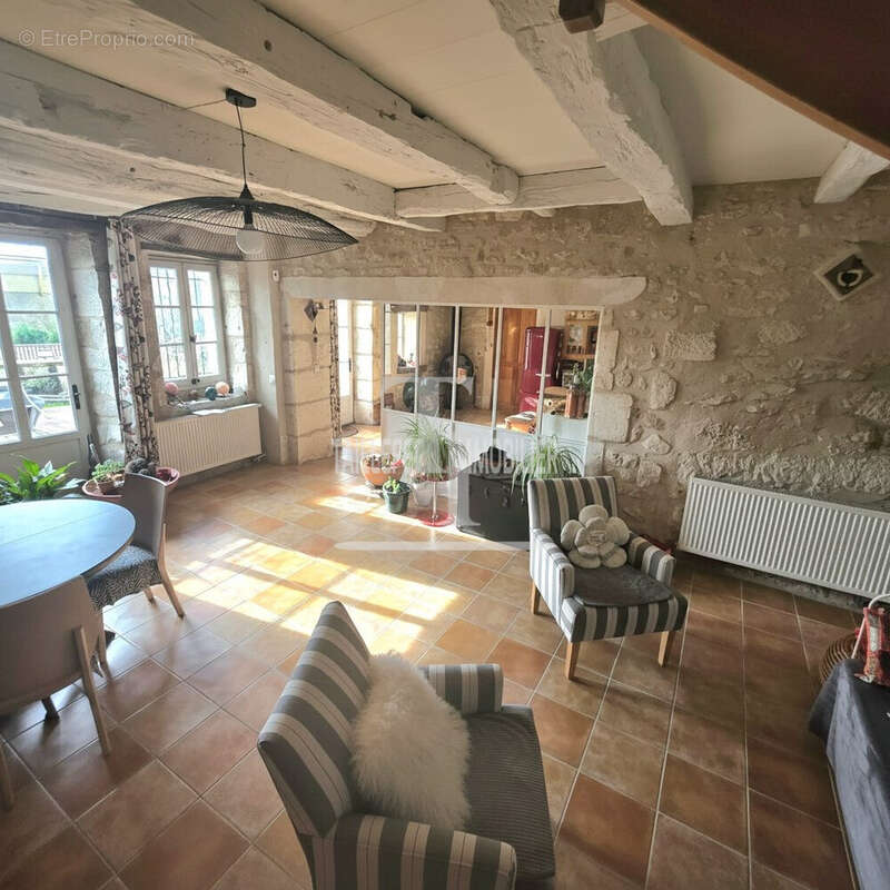 Maison à CHANCELADE