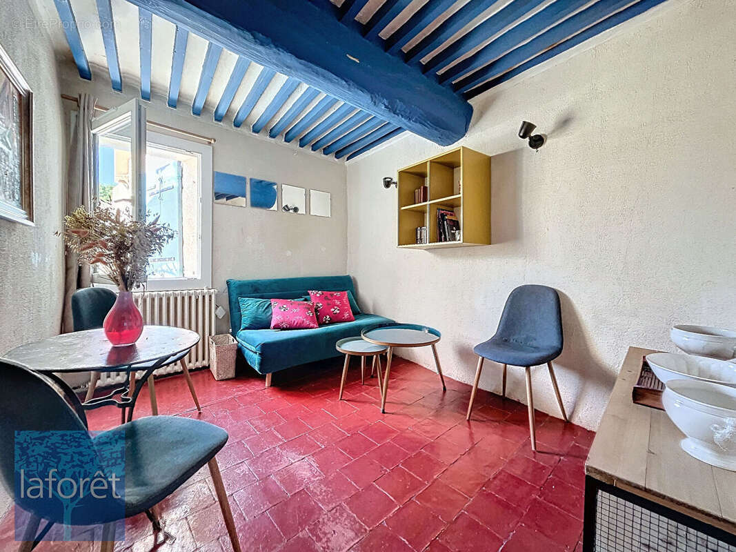 Maison à EGUILLES