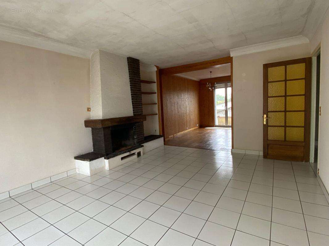 Maison à SAINTE-PAZANNE