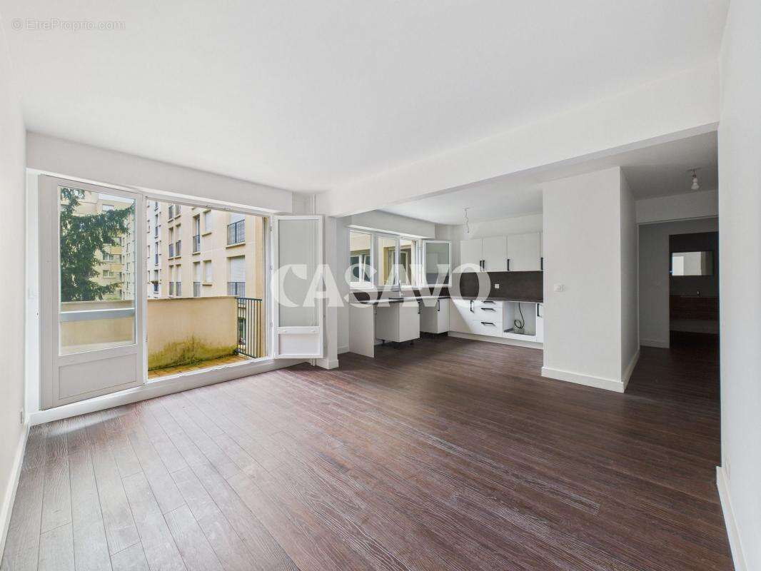 Appartement à SAINT-MAUR-DES-FOSSES