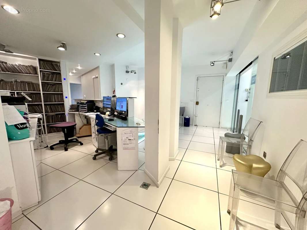 Appartement à LE CANNET