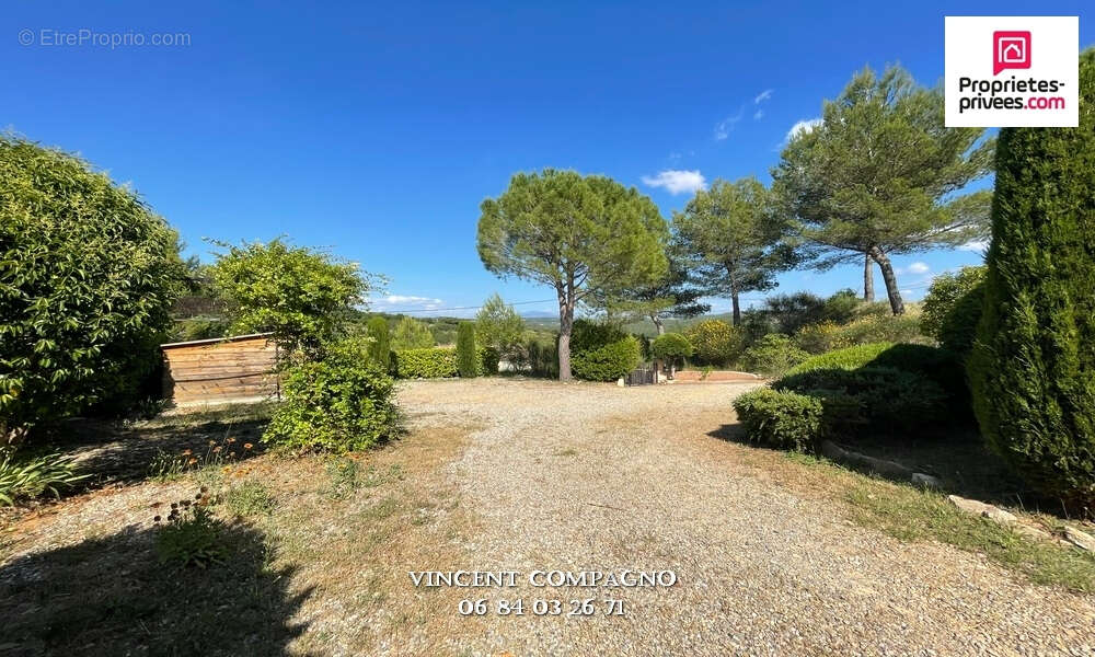 Maison à ESPARRON-DE-VERDON