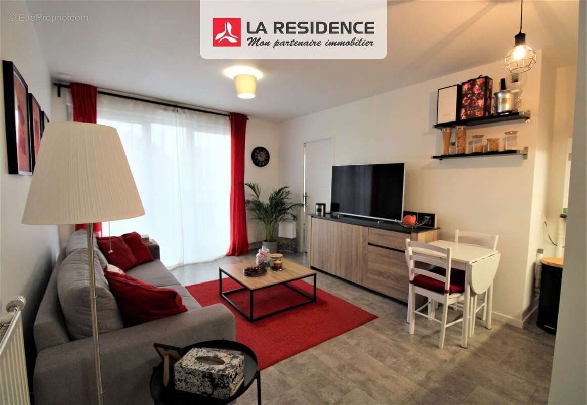 Appartement 42 m² à Combs-La-Ville  - photo 4