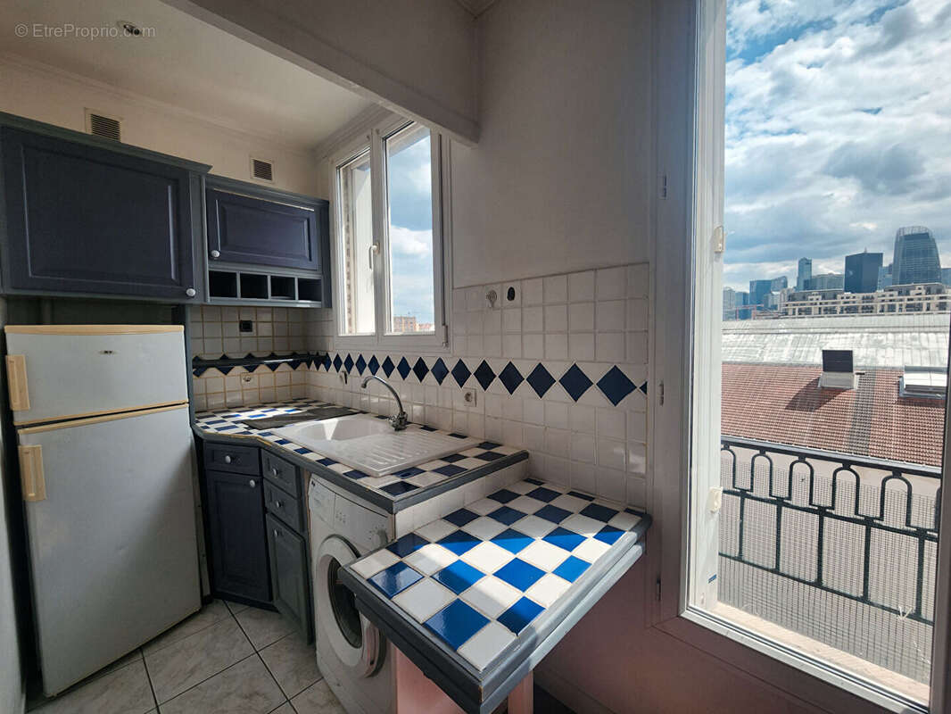 Appartement à LA GARENNE-COLOMBES