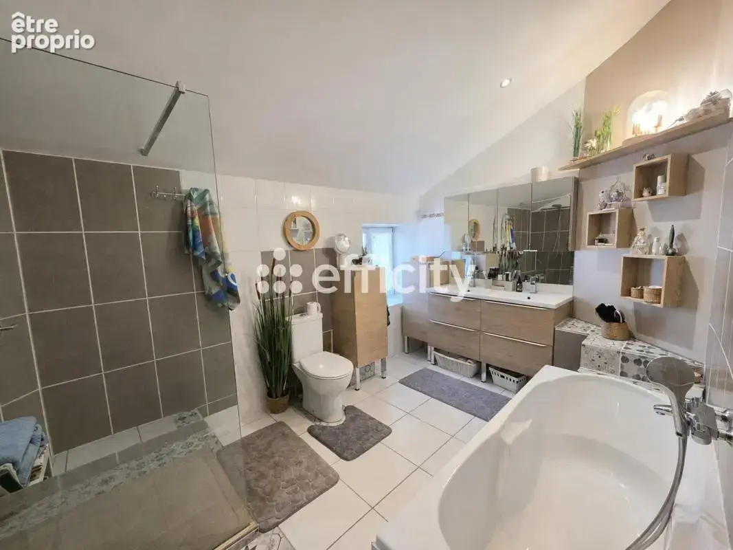 Maison 6 pièces 162 m² à vendre à Chazay-D'azergues (69380) - photo 14