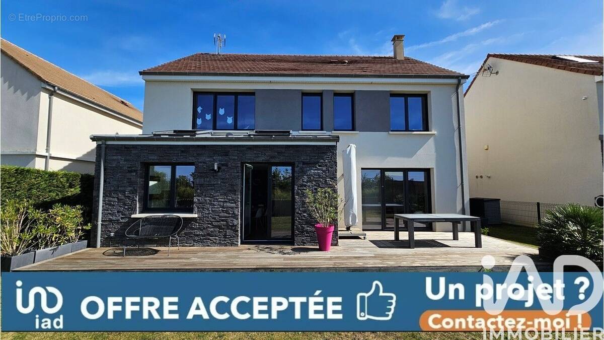 Photo 1 - Maison à CRESPIERES