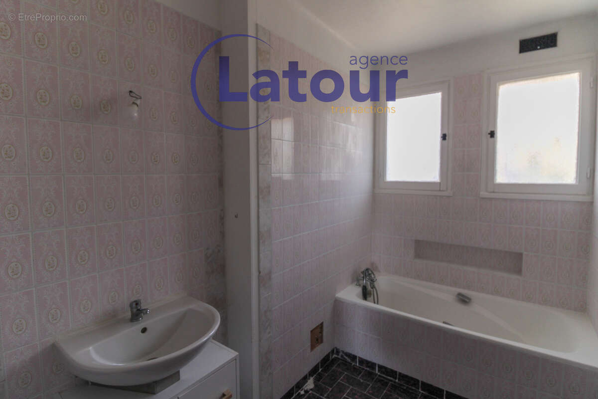 A VERNOUILLET, Maison de 6 pièces, 5 chambres, 133 m2 - photo 12