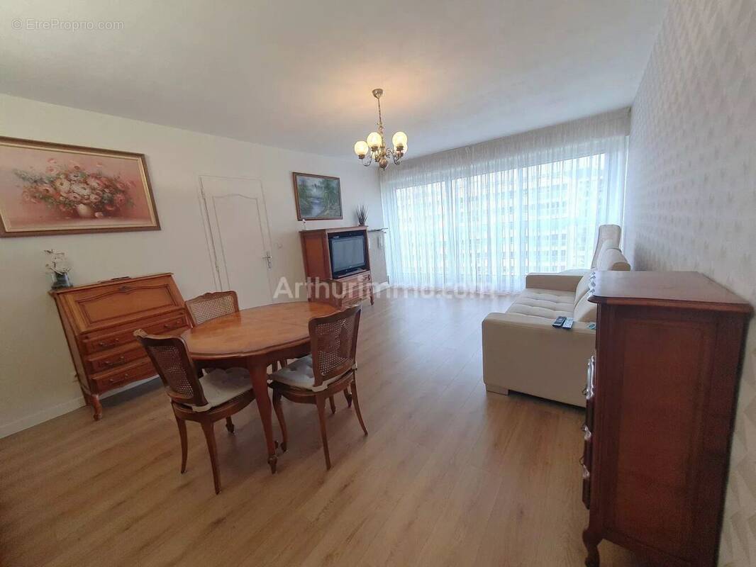 Appartement à JUVISY-SUR-ORGE