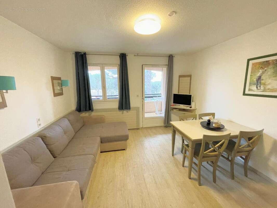 Photo 3 - Appartement à SAINT-RAPHAEL