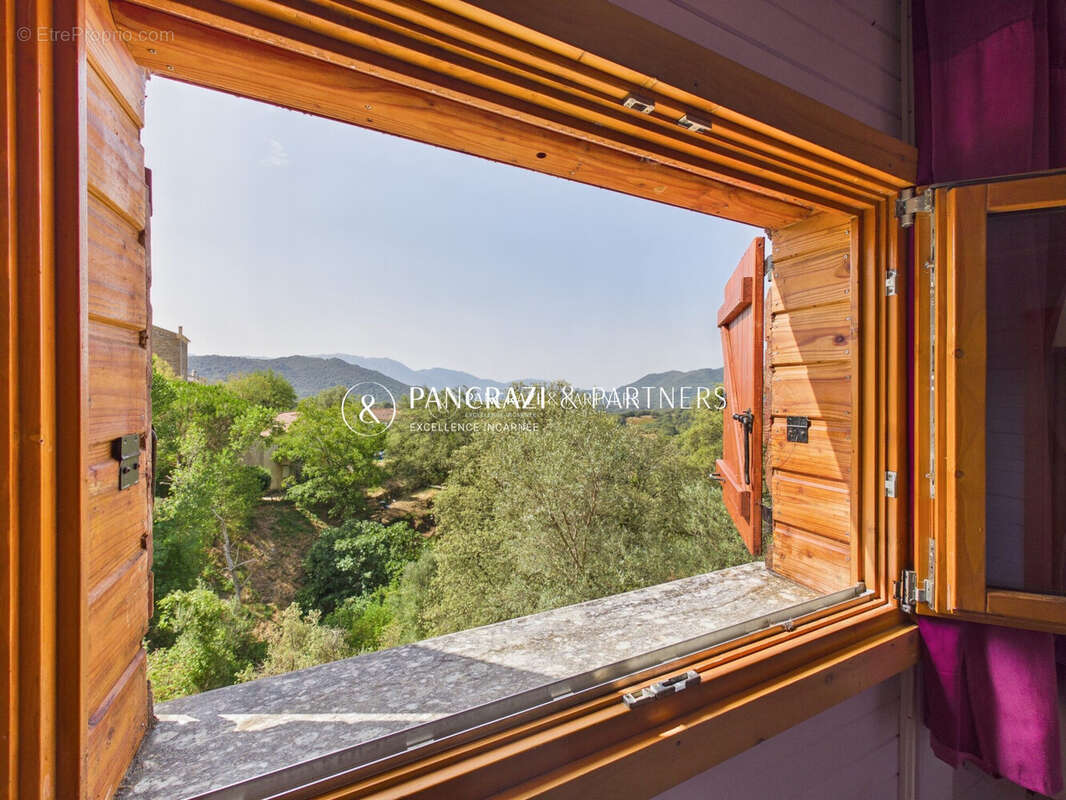 Maison 123 m² à Santa-Maria-Siche  - photo 9