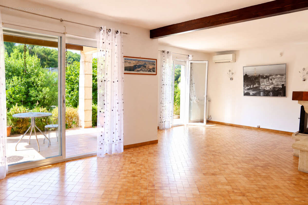 Maison familiale avec grand terrain piscinable - photo 5