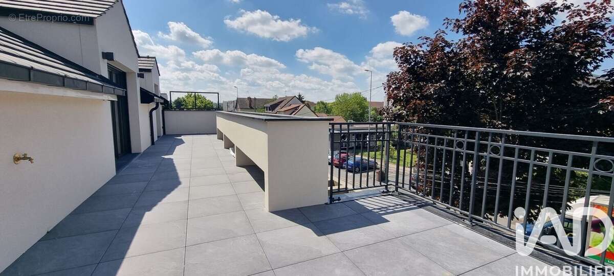 Photo 2 - Appartement à NEUILLY-SUR-MARNE