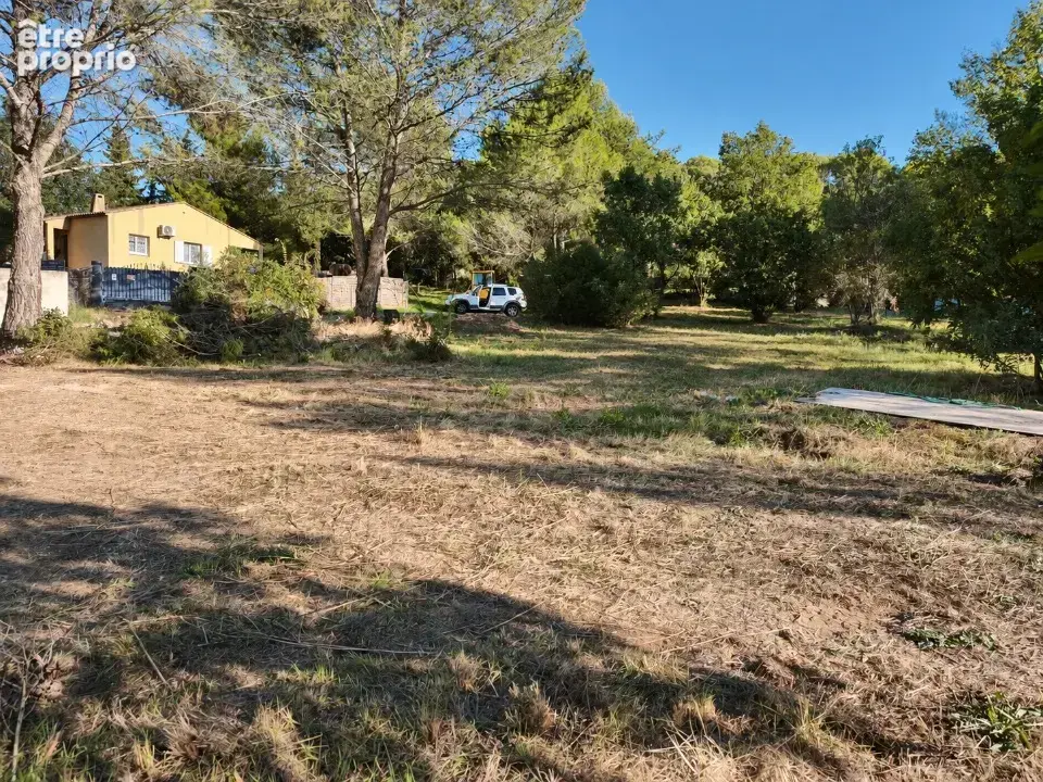 Terrain 379 m² à vendre à Pierrefeu-Du-Var (83390) - photo 2