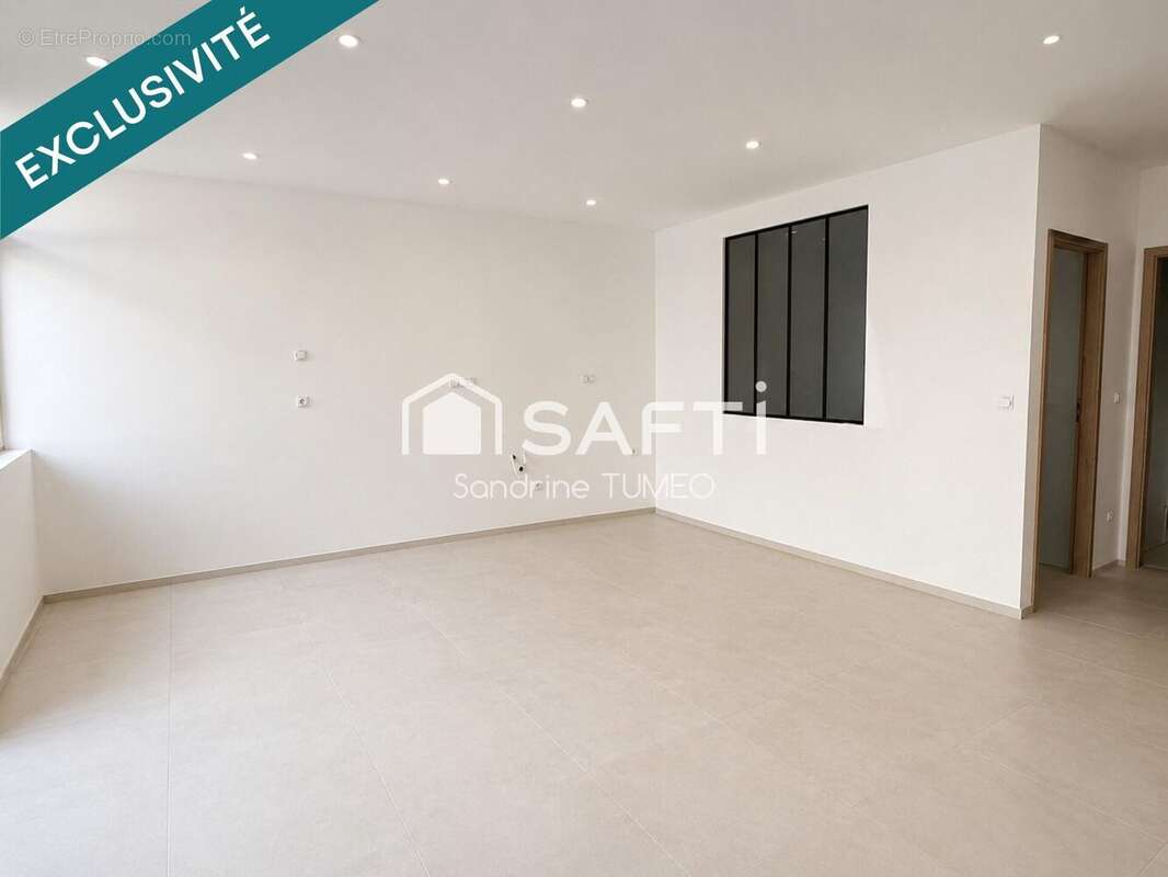 Appartement 48 m² à Salins-Les-Bains  - photo 4