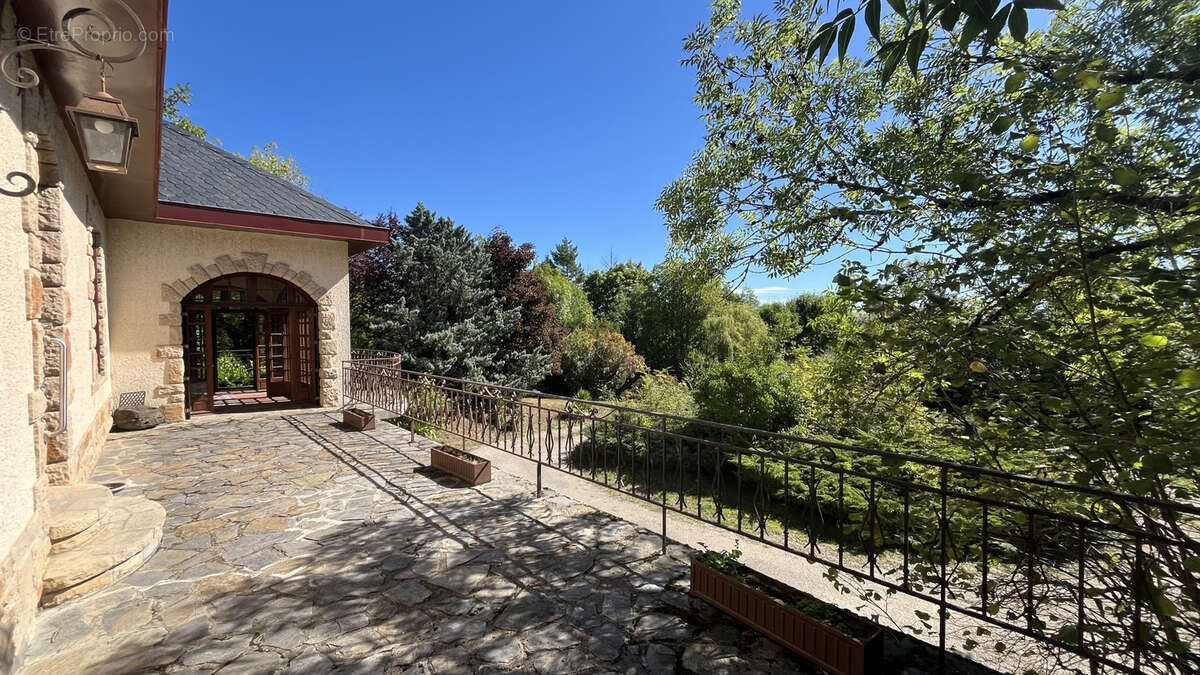 Maison à SEVERAC-L&#039;EGLISE