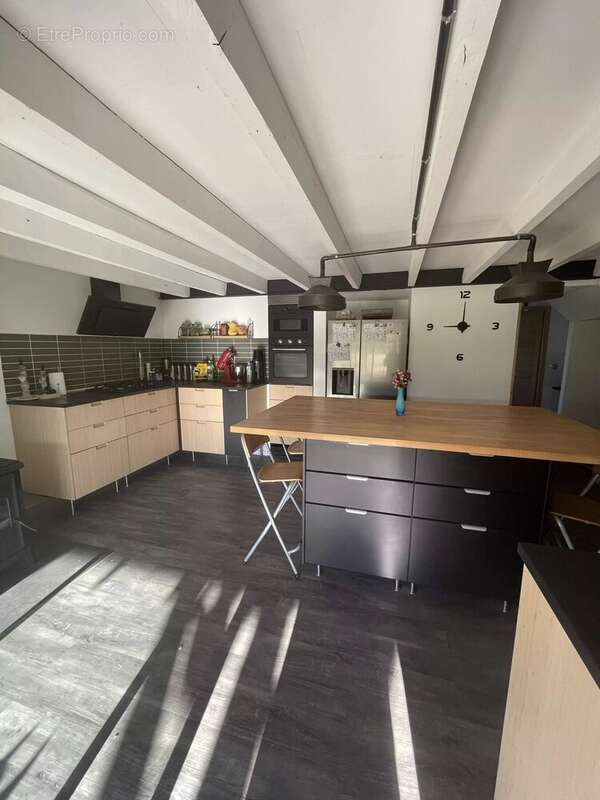 Maison à VARENNES-SAINT-SAUVEUR