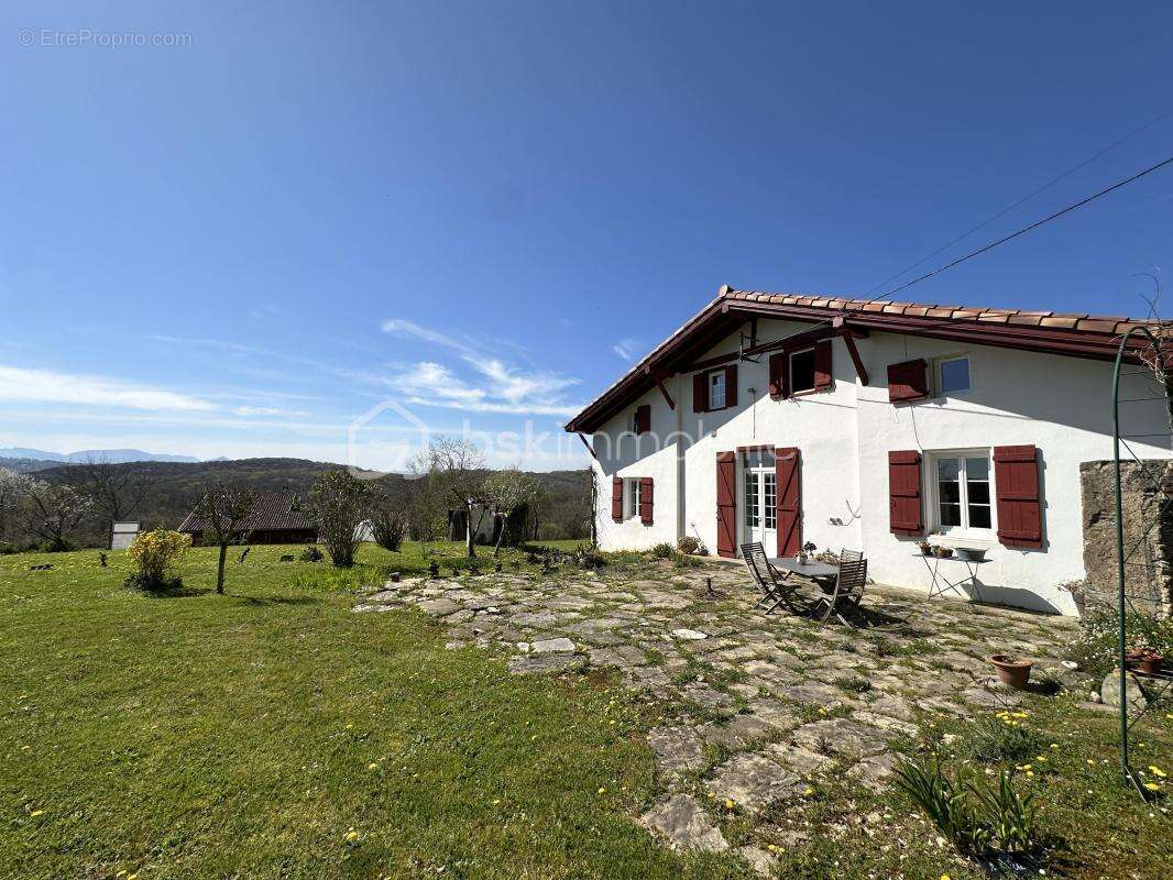 Maison à URCUIT