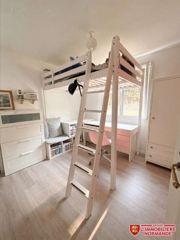 Maison de plain pied - calme - 3 200 m² de terrain - photo 9