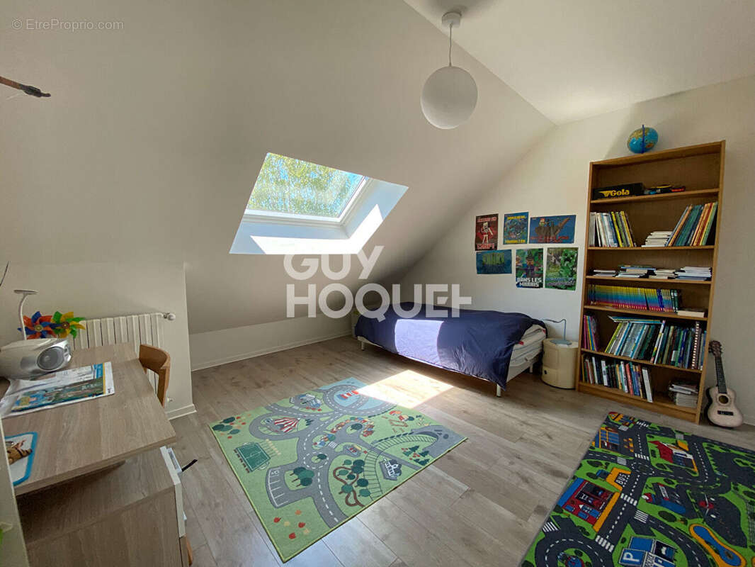 Maison Vaires Sur Marne 6 pièce(s) 170.43 m2 - photo 12