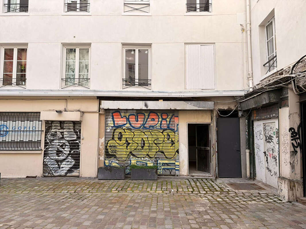 Appartement à PARIS-10E