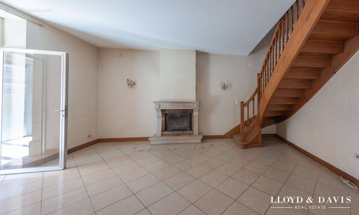 Maison 174 m² à Volnay  - photo 4