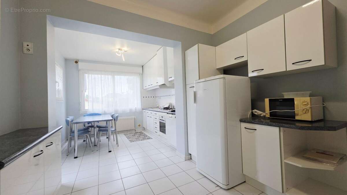 Maison à MEHUN-SUR-YEVRE