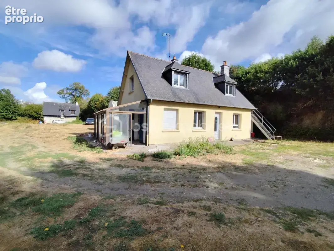 Propriété à restaurer - 2 maisons à caractère d'habitation + dépendances - Etang - Javené ''Rare à la vente'' - photo 2