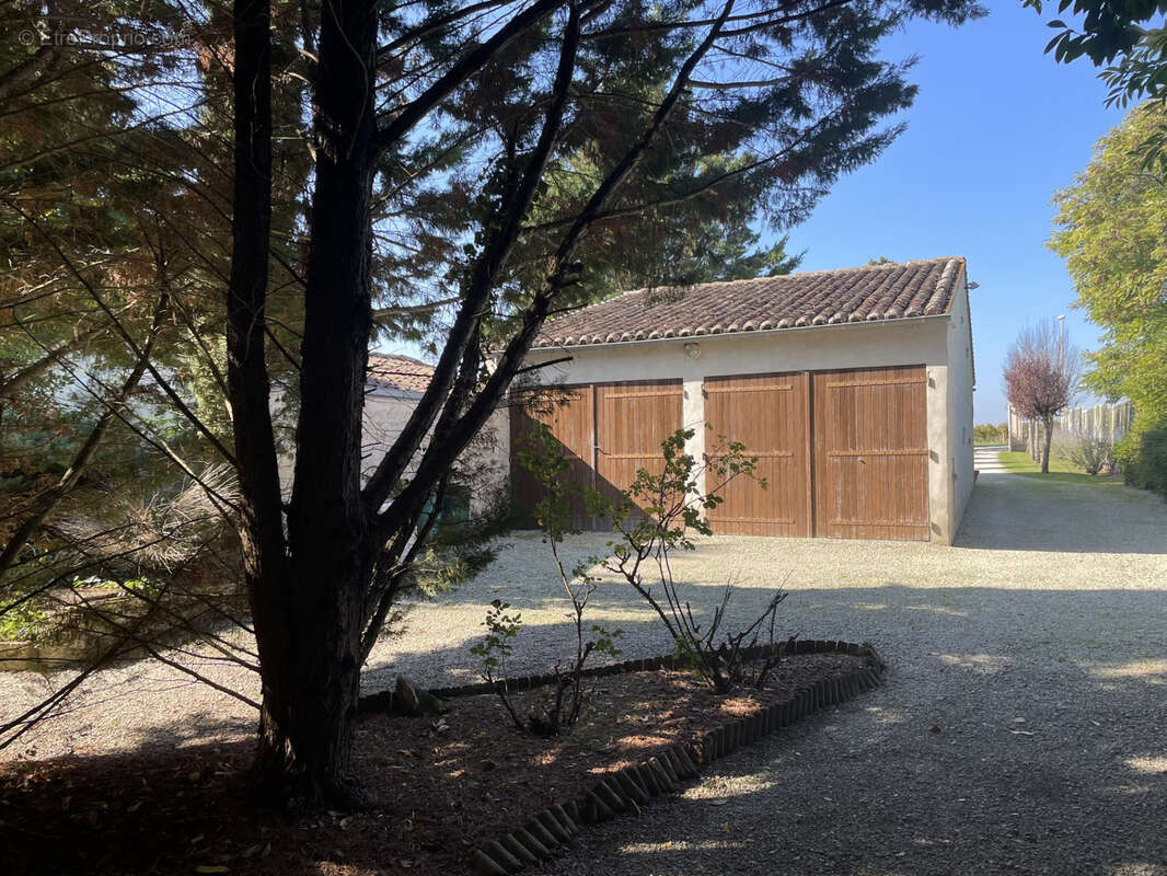 Maison à PRIGNAC