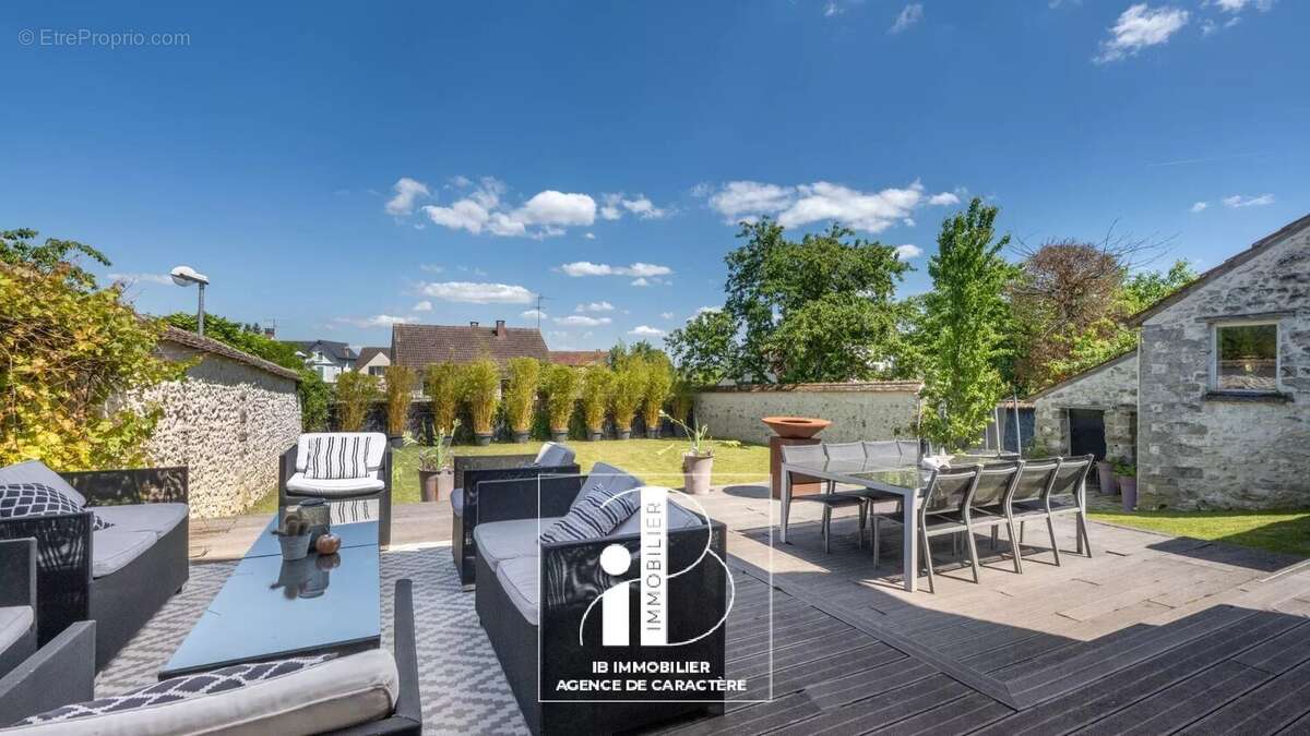 Maison à MORET-SUR-LOING