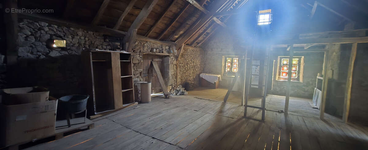 Maison avec dépendance à Saint Privat. - photo 11