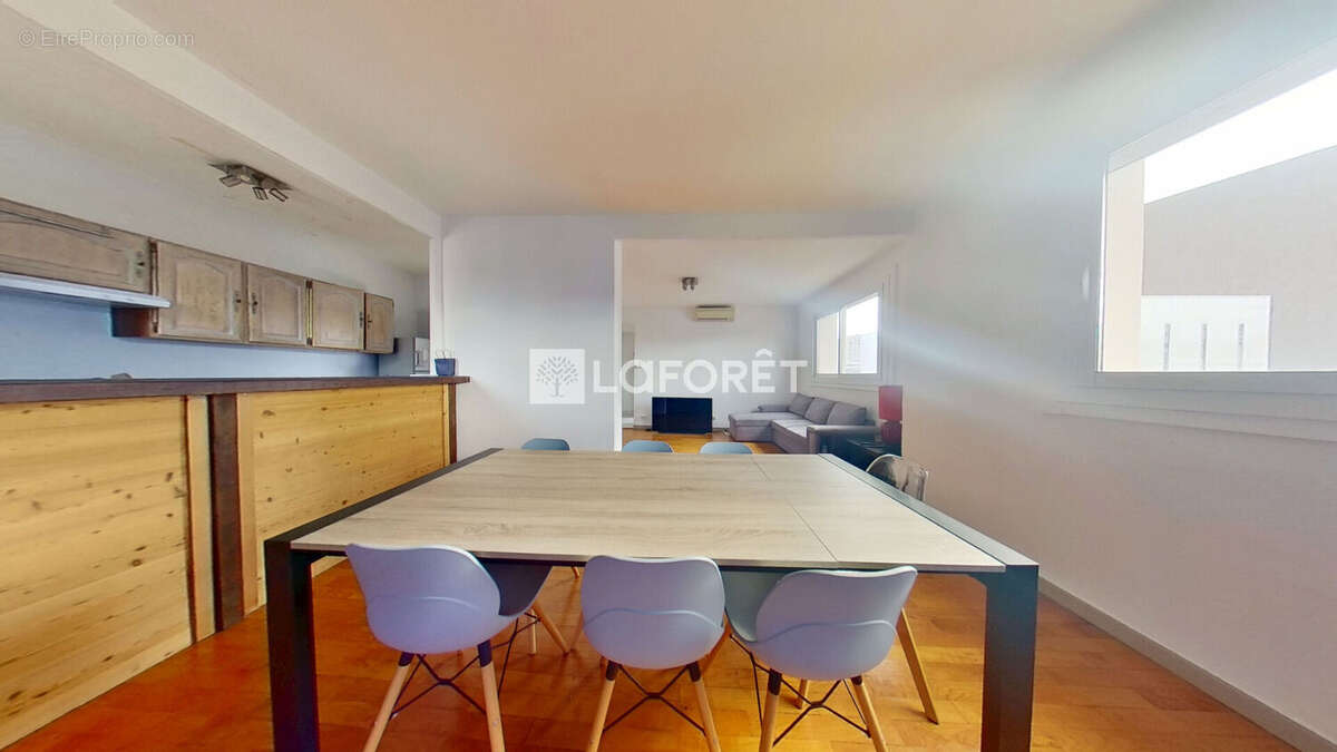 Appartement à LYON-8E