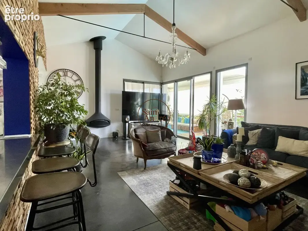 Maison 8 pièces 210 m² à vendre à Angouleme (16000) - photo 2