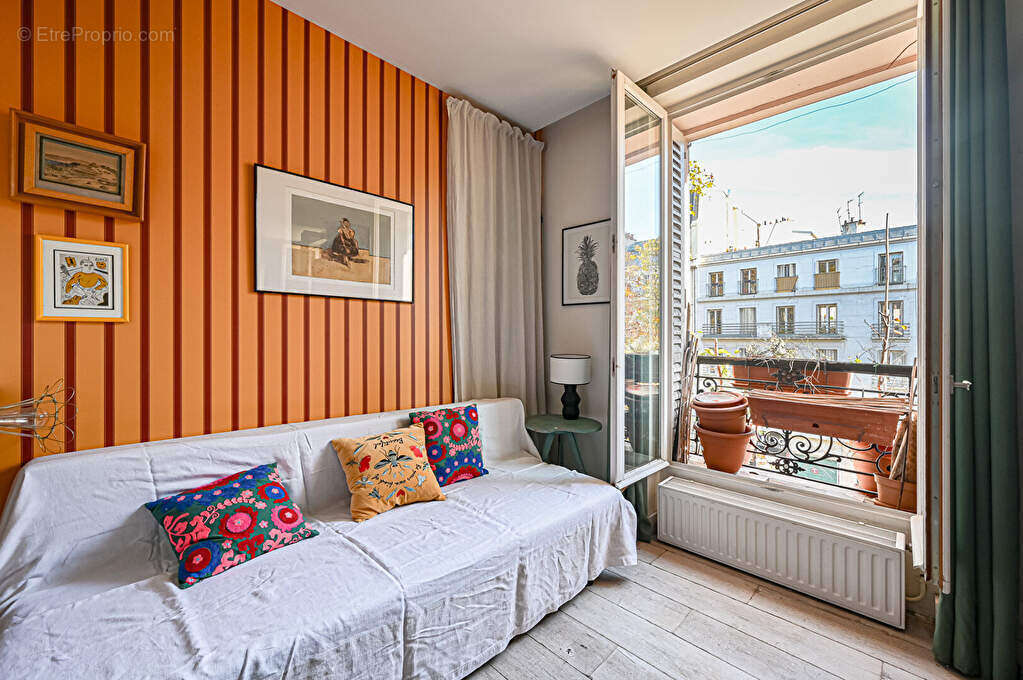 Appartement à PARIS-10E