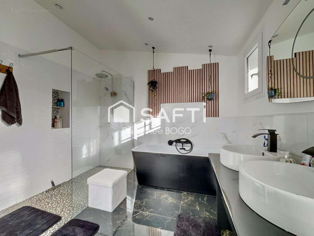 Photo 8 - Maison à MARCHEPRIME