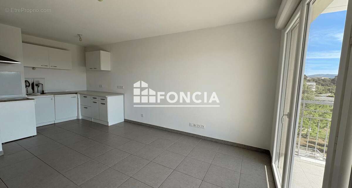 Appartement à MARSEILLE-13E