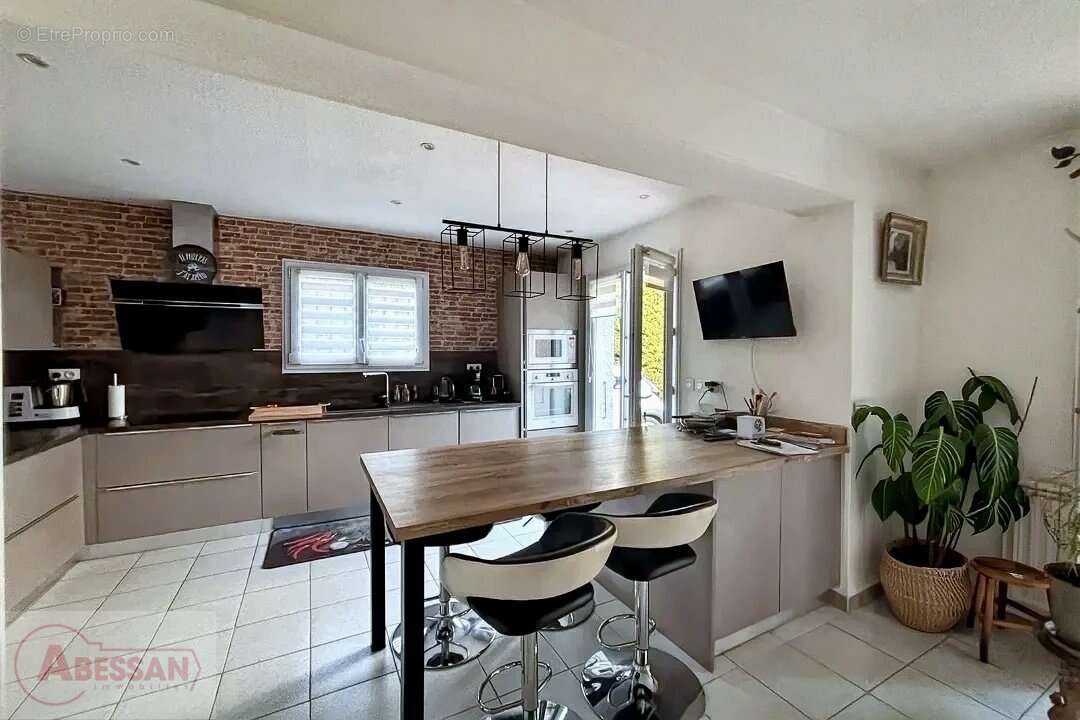 Maison à ROUSSON