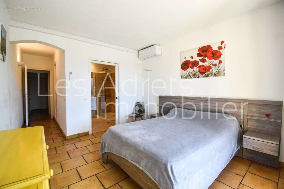 Maison à LES ADRETS-DE-L&#039;ESTEREL