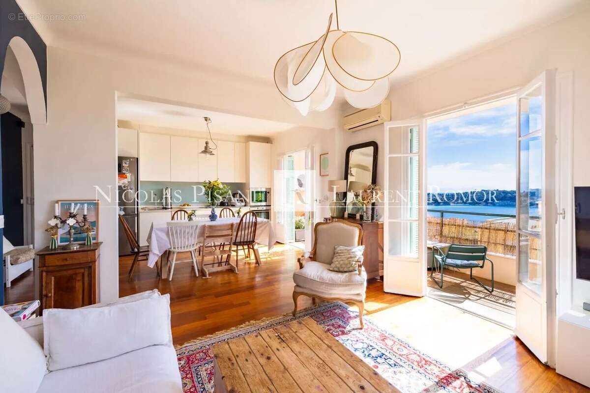 Appartement à VILLEFRANCHE-SUR-MER