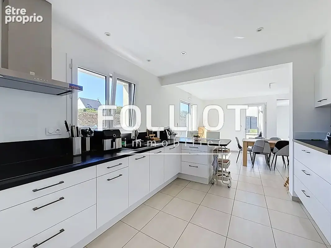 A vendre Maison 7 pièces à vendre à Saint Pair sur Mer - Réf. 12511AH - photo 3