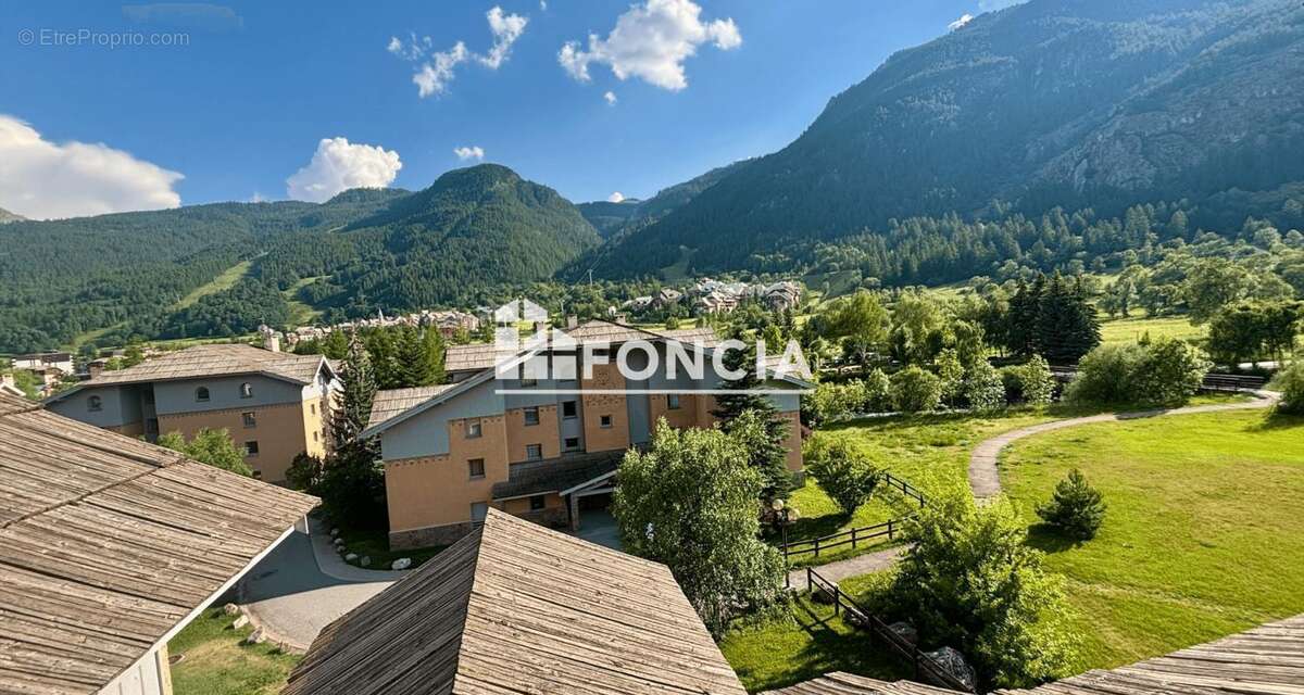 Appartement à LA SALLE-LES-ALPES