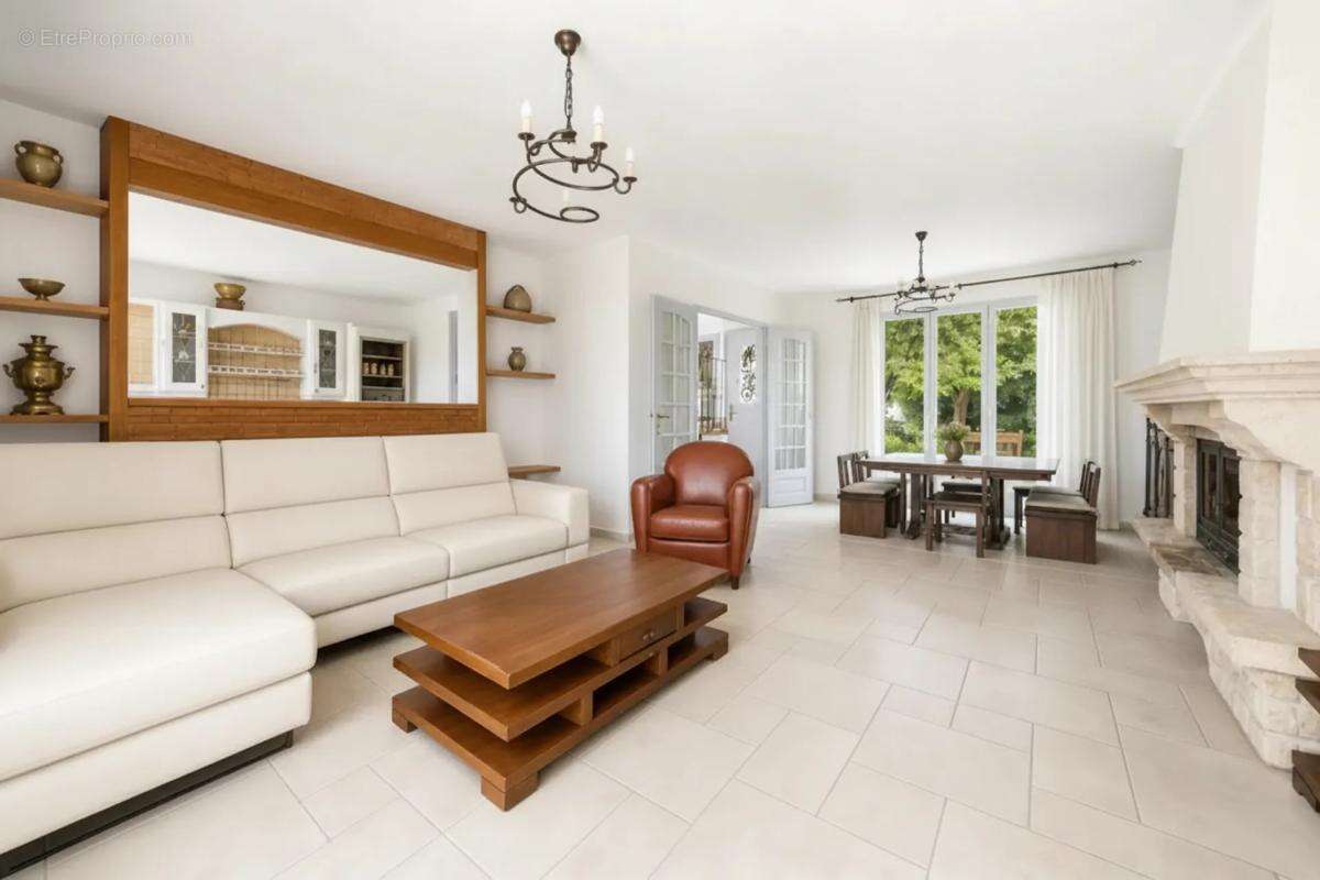 Maison 165 m² avec jardin - Orly - photo 7
