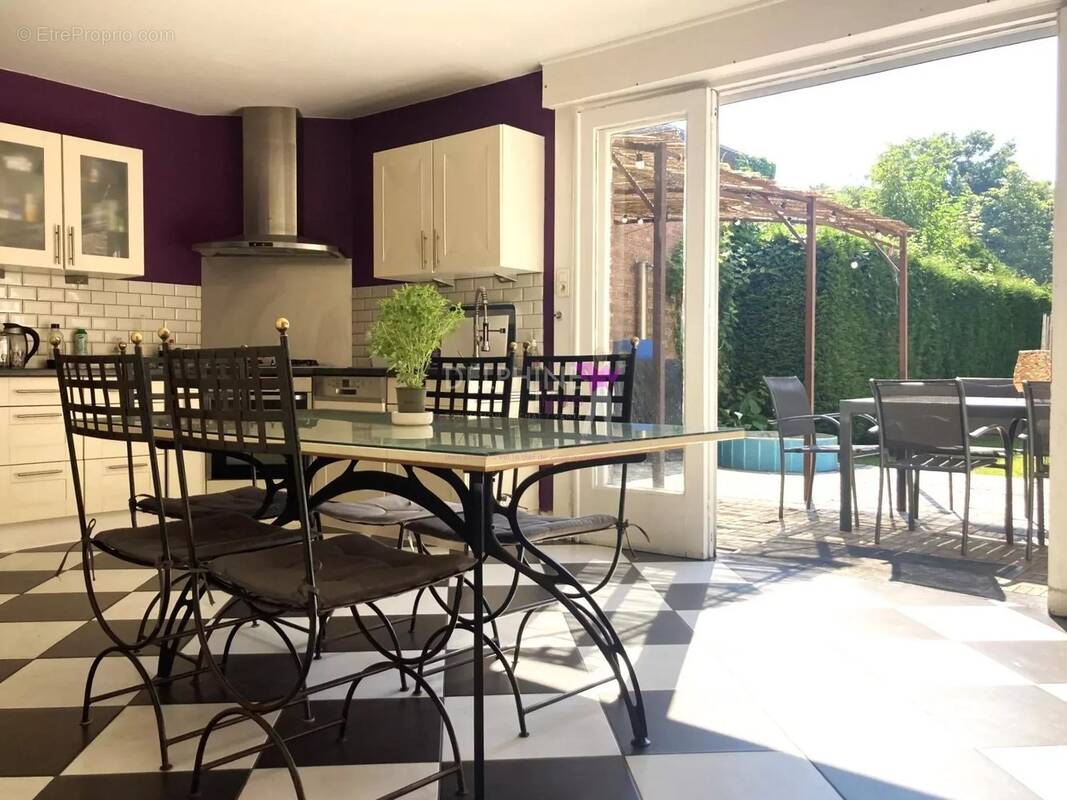 Maison à QUESNOY-SUR-DEULE