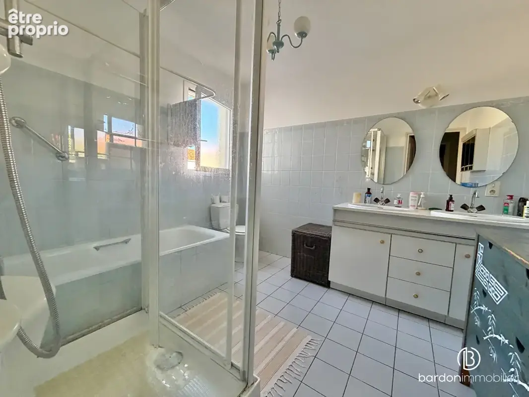 Maison 6 pièces - 140 m² - Centre ville de La Garnache - photo 10