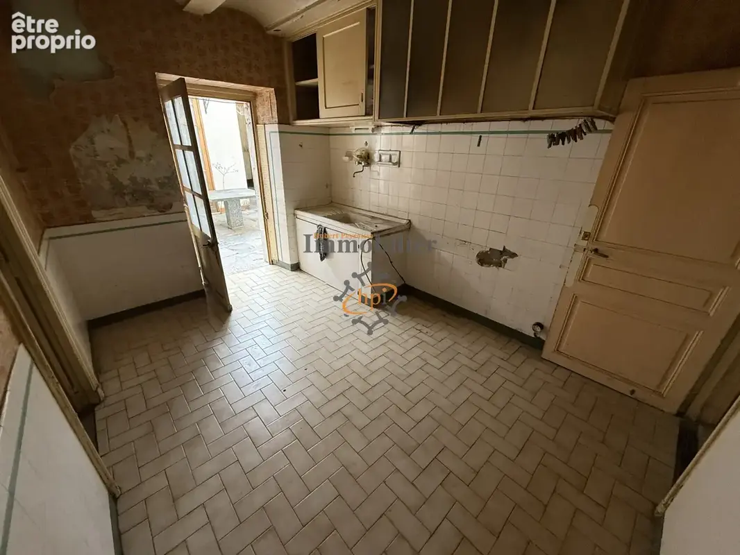 Vente appartements avec local commercial et garage Tournemire - photo 4