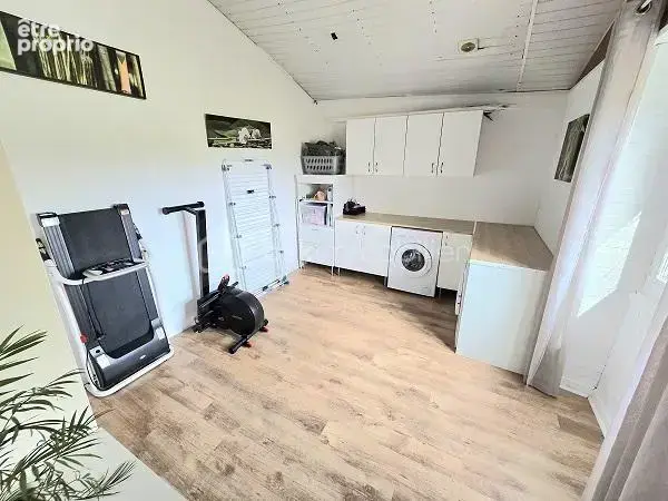 Maison de 191 m2, 5 chambres, piscine sur un terrain de 964 m2 !!! - photo 18