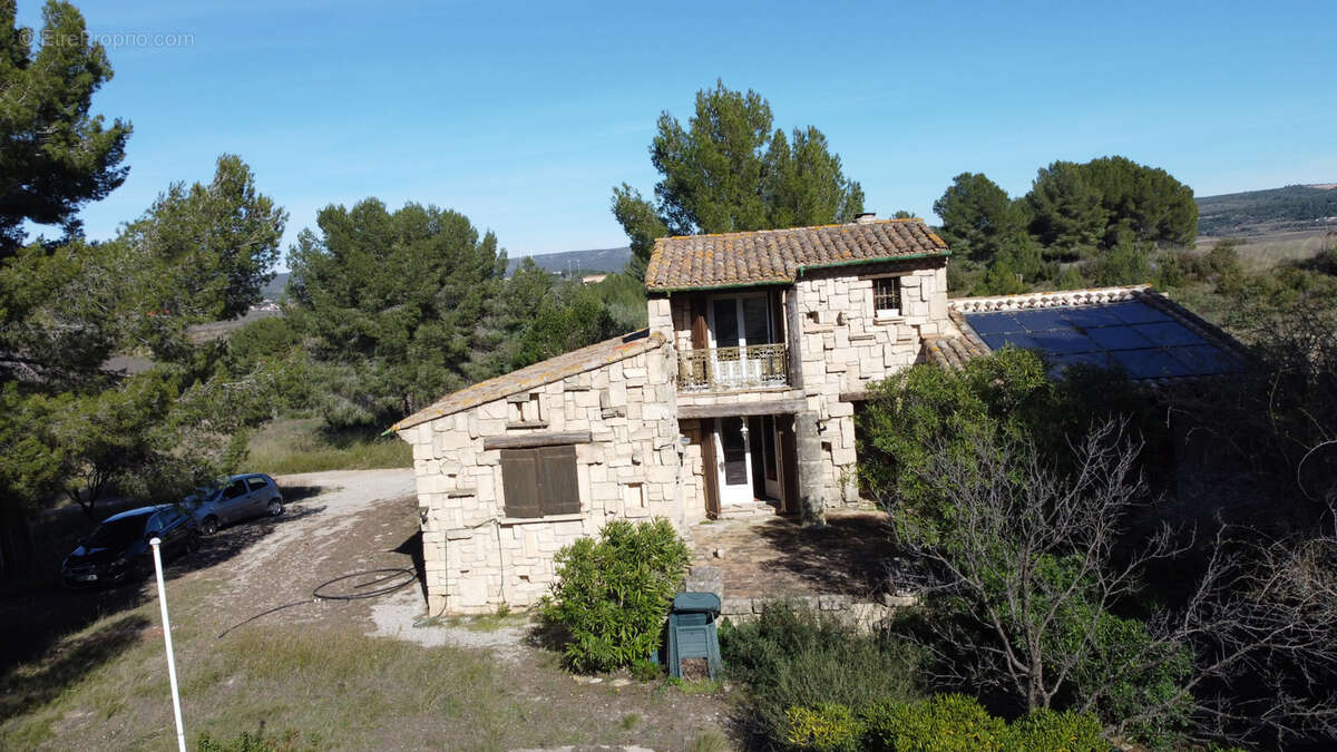 Maison à VILLEVEYRAC