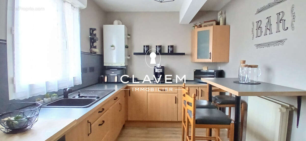 Maison 89 m² à Saint-Caprais-De-Bordeaux  - photo 2