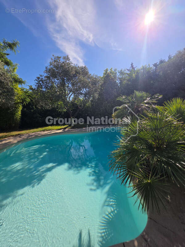 Maison familiale 144m² avec piscine, au calme en plein centre-ville - photo 22