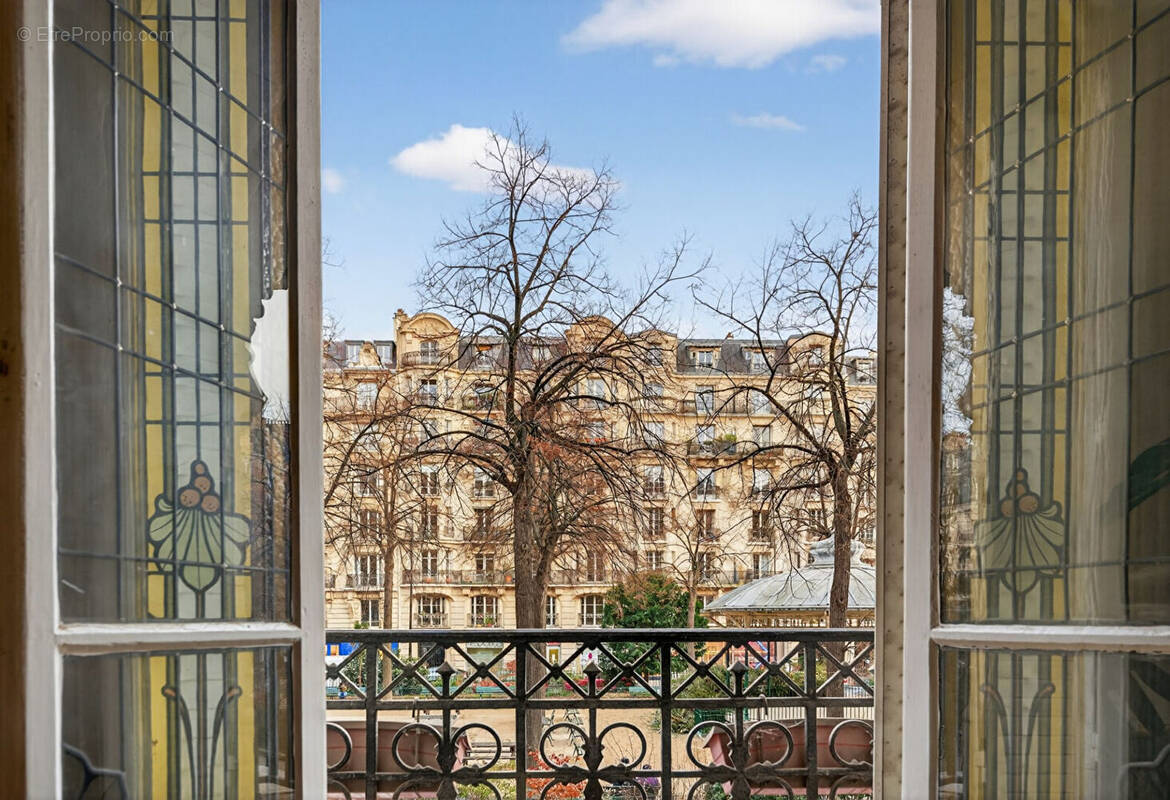 Appartement à PARIS-12E